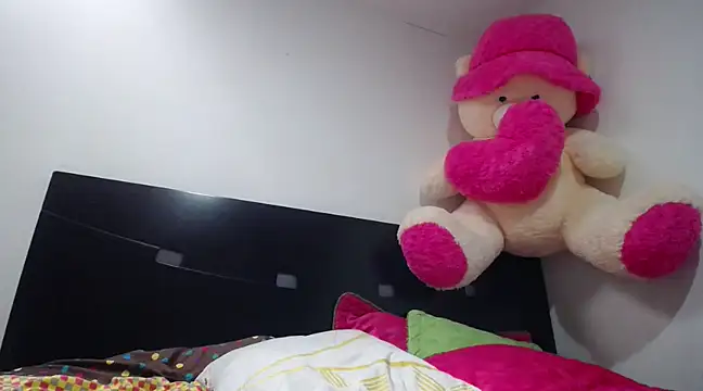 princehermosa44 online show from March 22, 2025, 8:15 pm