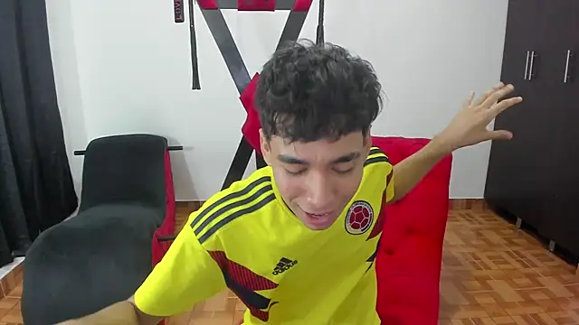 Harry LatinBoy online show from January 12, 2025, 7:31 pm