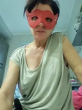 Vagabondainnamorata online show from October 4, 2025, 4:27 pm