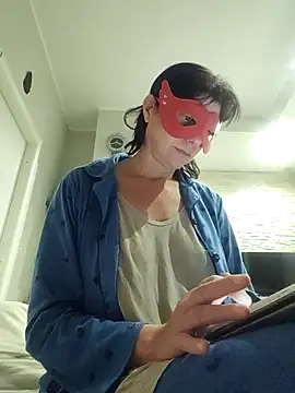 Vagabondainnamorata online show from November 24, 2025, 3:39 am