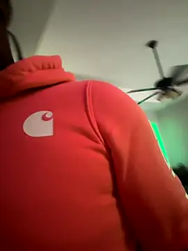 Bignc online show from October 8, 2025, 1:31 pm