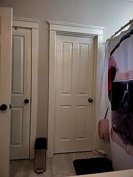 Bignc online show from October 15, 2025, 2:28 pm