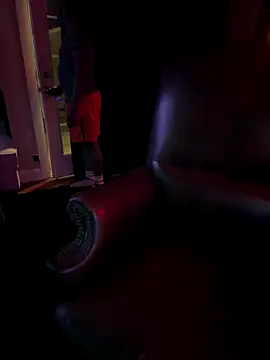 Bignc online show from November 19, 2025, 2:22 am