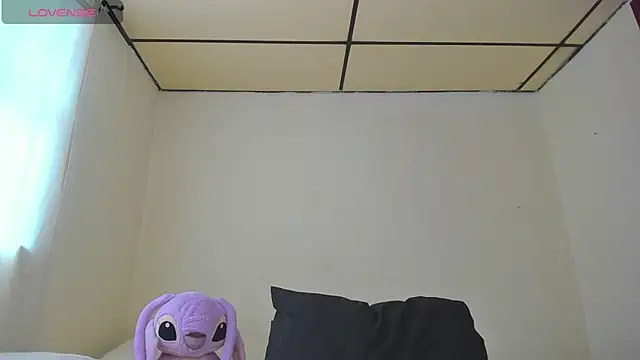 Hannah Baileyy online show from March 7, 2025, 7:27 pm