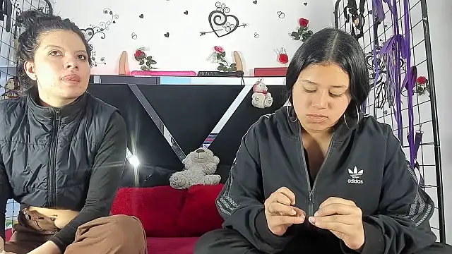 abby eemily online show from November 20, 2025, 12:05 pm