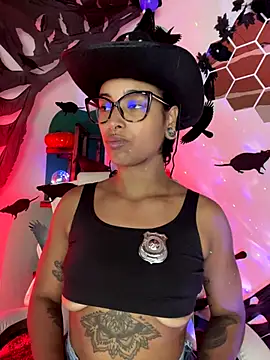 LollaByer online show from October 15, 2025, 7:36 pm