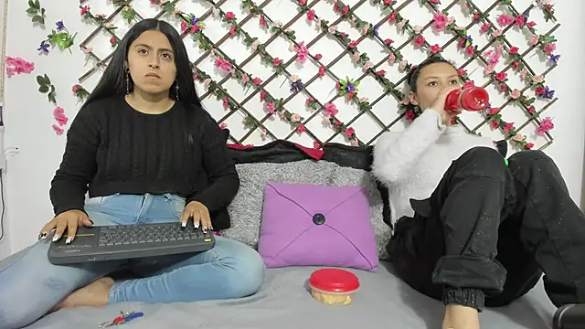 thedream girls online show from February 13, 2025, 11:39 am