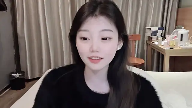 yangyang-1115 online show from February 23, 2025, 1:21 pm