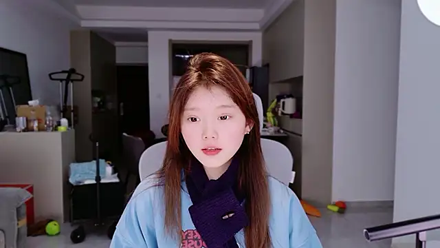 yangyang-1115 online show from December 23, 2025, 6:22 am