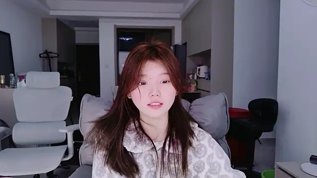 yangyang-1115 online show from January 15, 2026, 5:45 am