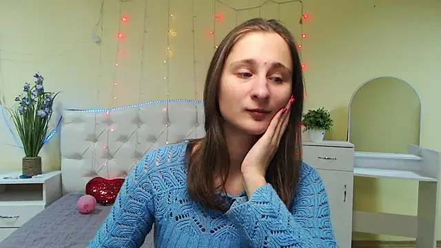 MichelLeee online show from February 6, 2025, 12:16 pm