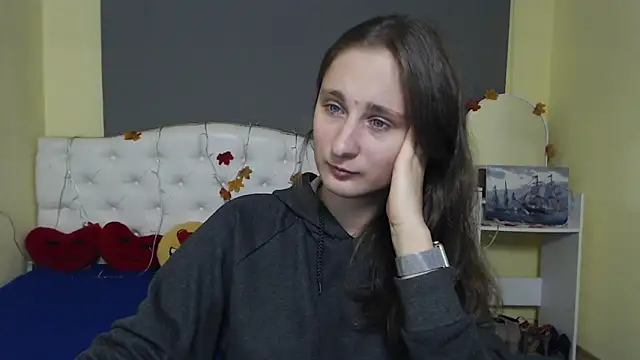 MichelLeee online show from November 28, 2025, 12:19 pm