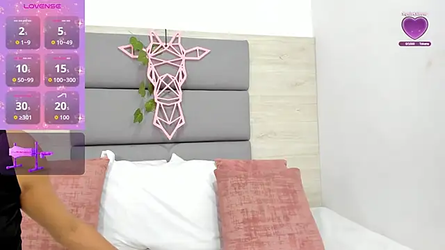 AshleyHill2 online show from December 16, 2025, 3:44 am