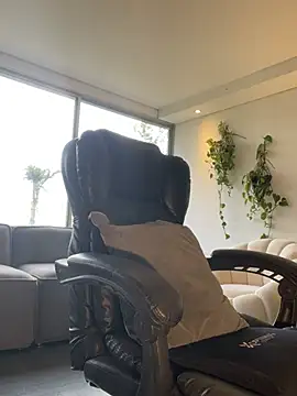 DimitriSullivan  online show from March 30, 2026, 9:38 pm