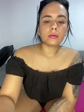 Leyna Kenet online show from March 6, 2025, 2:41 am