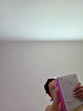 NeredaXxx online show from April 19, 2026, 8:44 pm