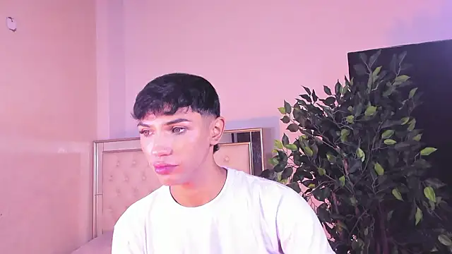 im sebaslopez online show from February 6, 2026, 9:29 pm