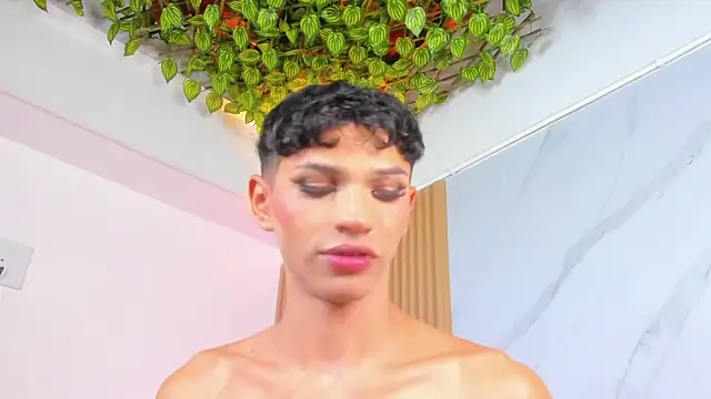 im sebaslopez online show from May 16, 2026, 12:51 am