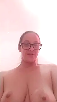 nicolle milf1978 online show from September 16, 2025, 12:39 pm