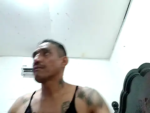 Snapshot of Innsaciable chatting on October 27, 2025, 6:39 am Innsaciable online show from October 27, 2025, 6:39 am