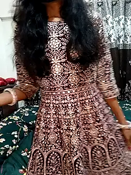 Snapshot of Cute-Bhavya chatting on February 4, 2025, 1:56 am Cute-Bhavya online show from February 4, 2025, 1:56 am