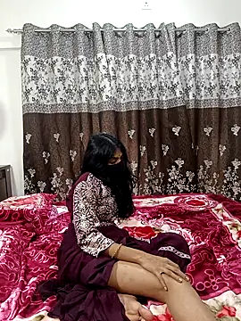 Snapshot of Cute-Bhavya chatting on March 16, 2025, 6:31 am Cute-Bhavya online show from March 16, 2025, 6:31 am