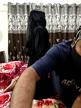 Snapshot of Cute-Bhavya chatting on March 18, 2025, 6:46 am Cute-Bhavya online show from March 18, 2025, 6:46 am