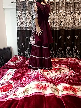 Snapshot of Cute-Bhavya chatting on October 22, 2025, 4:35 am Cute-Bhavya online show from October 22, 2025, 4:35 am