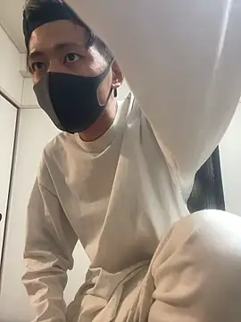 Manato jp 1215 online show from April 19, 2026, 1:10 pm