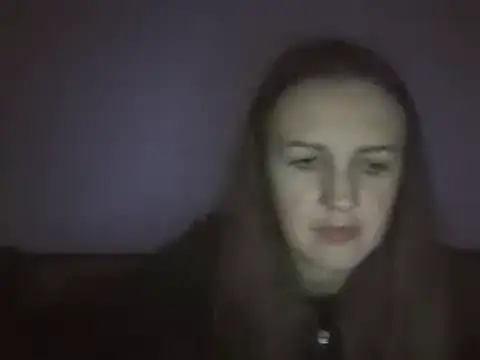 Snapshot of Milaniya261 chatting on February 6, 2025, 3:27 am Milaniya261 online show from February 6, 2025, 3:27 am