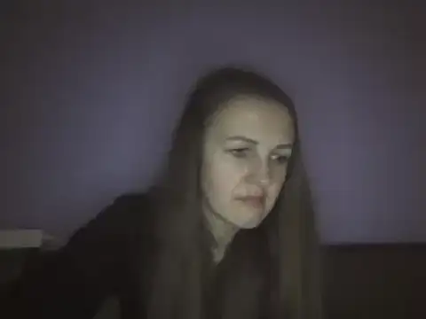 Snapshot of Milaniya261 chatting on February 8, 2025, 3:30 am Milaniya261 online show from February 8, 2025, 3:30 am