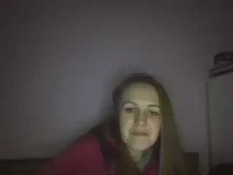 Snapshot of Milaniya261 chatting on February 21, 2025, 4:40 am Milaniya261 online show from February 21, 2025, 4:40 am