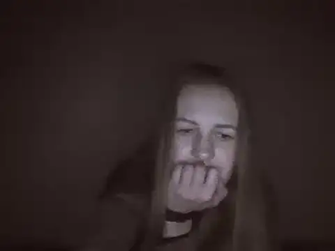 Snapshot of Milaniya261 chatting on February 26, 2025, 12:38 am Milaniya261 online show from February 26, 2025, 12:38 am