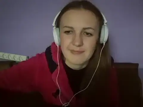 Snapshot of Milaniya261 chatting on February 27, 2025, 4:31 am Milaniya261 online show from February 27, 2025, 4:31 am