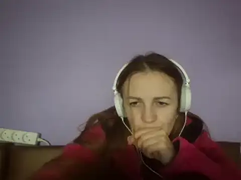 Snapshot of Milaniya261 chatting on March 1, 2025, 3:43 am Milaniya261 online show from March 1, 2025, 3:43 am