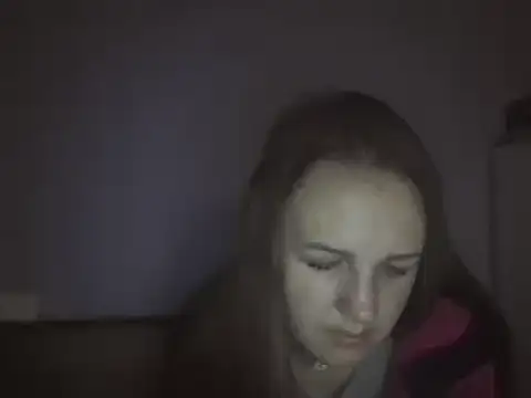 Snapshot of Milaniya261 chatting on March 20, 2025, 12:51 am Milaniya261 online show from March 20, 2025, 12:51 am