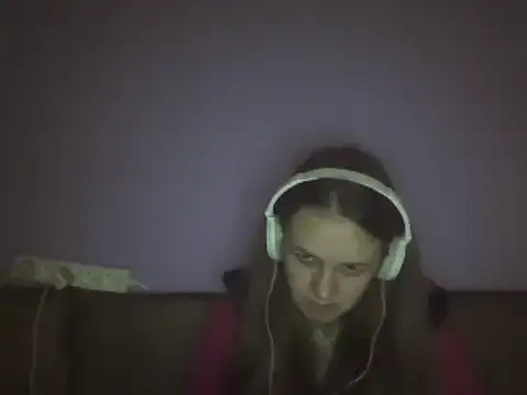 Snapshot of Milaniya261 chatting on March 20, 2025, 3:56 am Milaniya261 online show from March 20, 2025, 3:56 am