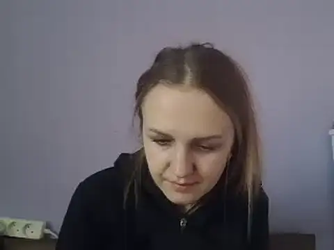 Snapshot of Milaniya261 chatting on March 20, 2025, 7:14 am Milaniya261 online show from March 20, 2025, 7:14 am