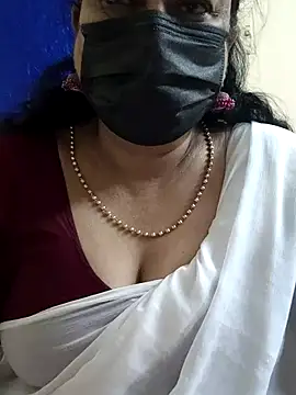 rekha naier online show from October 5, 2025, 9:45 pm