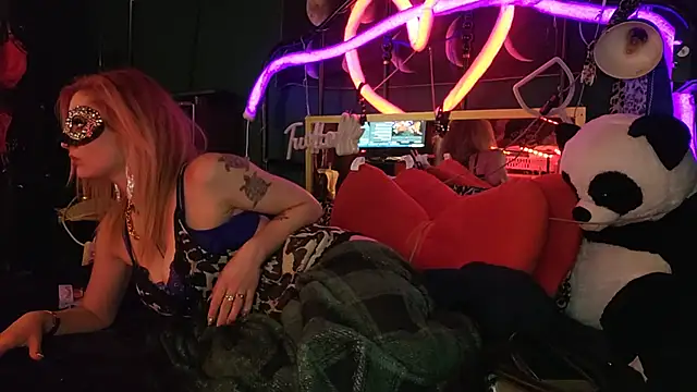 anonymouszN online show from February 17, 2025, 12:10 am