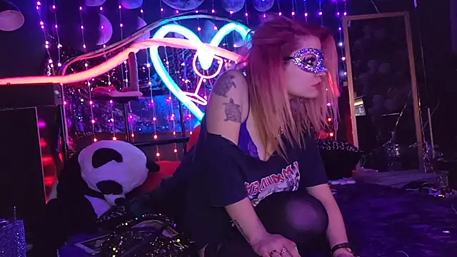 anonymouszN online show from March 8, 2025, 9:40 pm