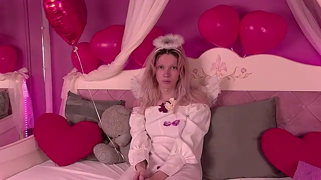 PamelamyDreamys online show from February 17, 2025, 1:10 pm