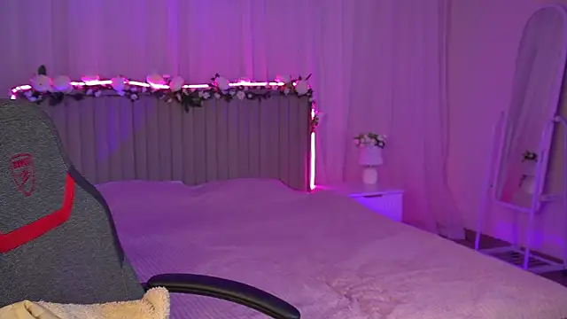 PamelamyDreamys online show from September 15, 2025, 12:49 pm