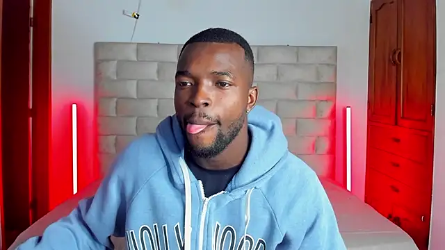 Dylan Taylor online show from March 3, 2026, 3:12 am