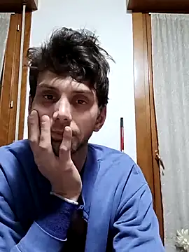 dariodario online show from February 18, 2025, 9:42 pm