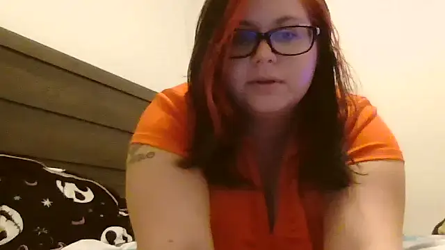 HoneyBear19 online show from November 2, 2025, 5:21 am