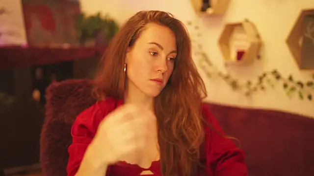 Berberis  Silene online show from January 6, 2025, 11:09 pm