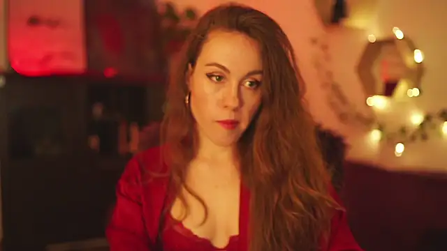 Berberis  Silene online show from January 11, 2025, 8:10 pm