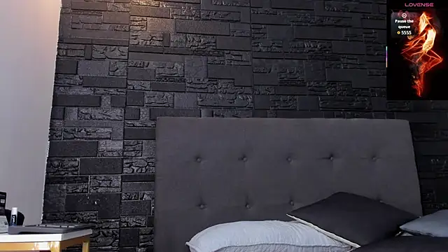 bruno miller  online show from October 10, 2025, 10:20 pm