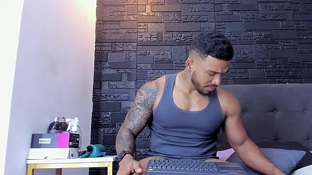 bruno miller  online show from December 2, 2025, 8:59 pm